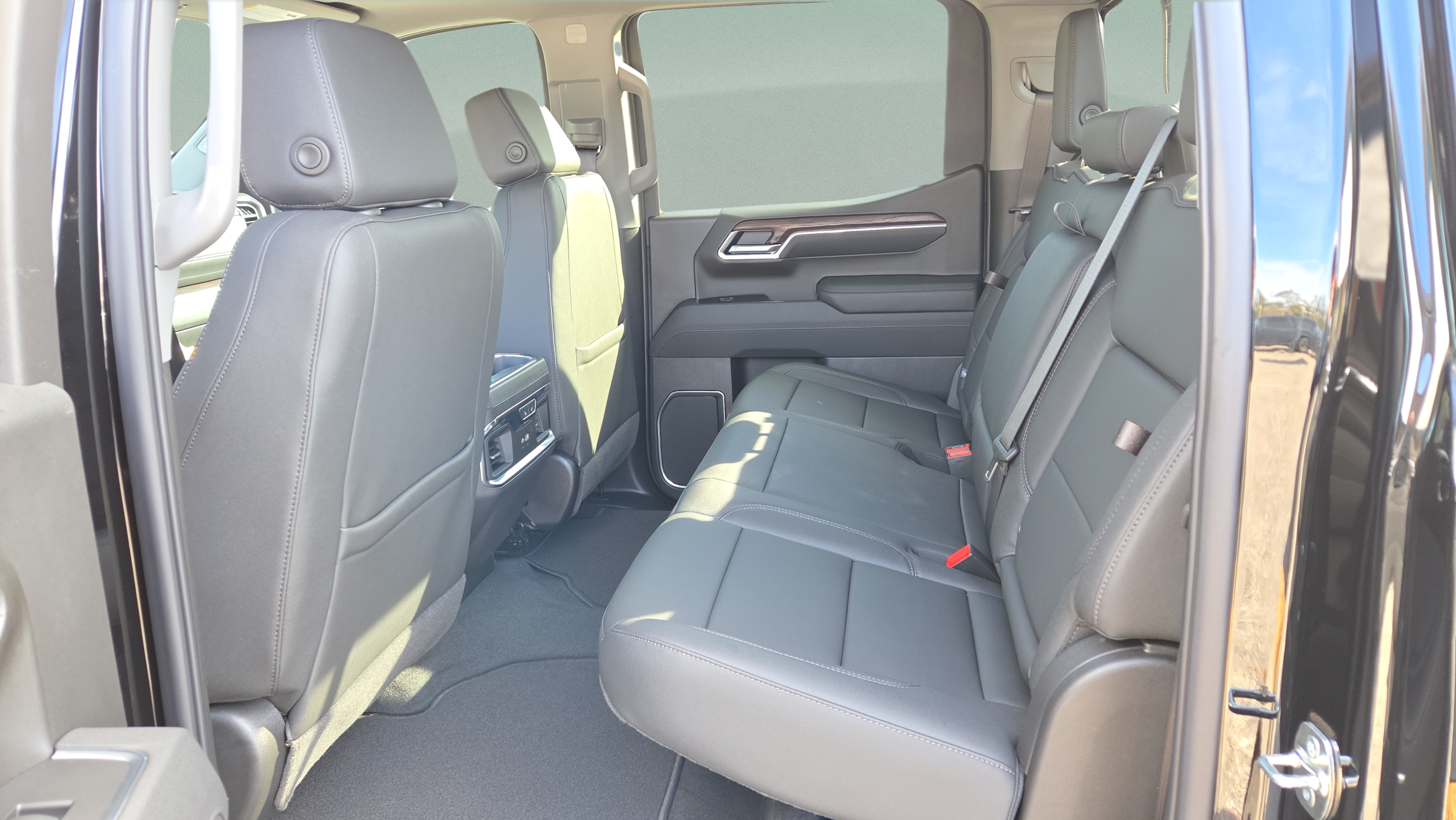 New 2026 GMC Sierra 1500 SLT w/ SLT Premium Package RWD image 20