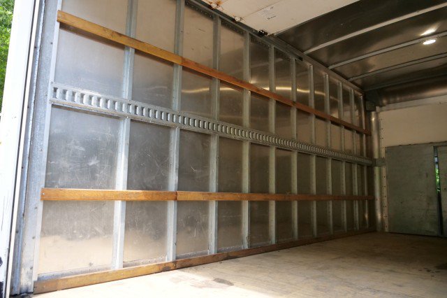 Used 2024 Ford E-450 and Econoline 450 Super Duty w/ Power Windows & Locks Group RWD image 25