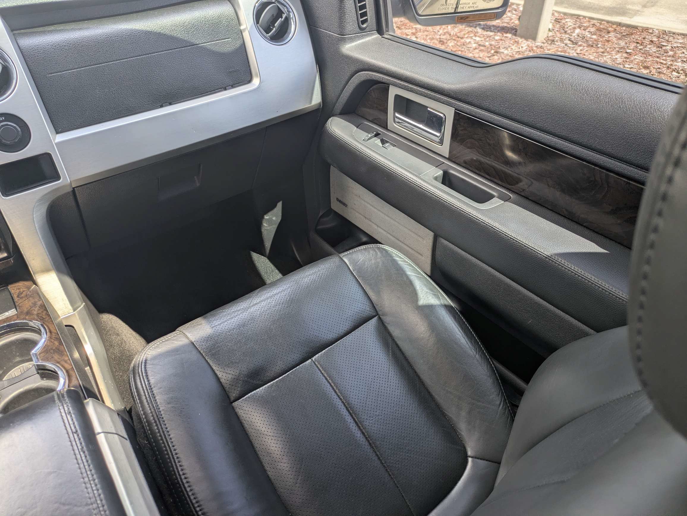 Used 2013 Ford F150 Platinum AWD/4WD image 17