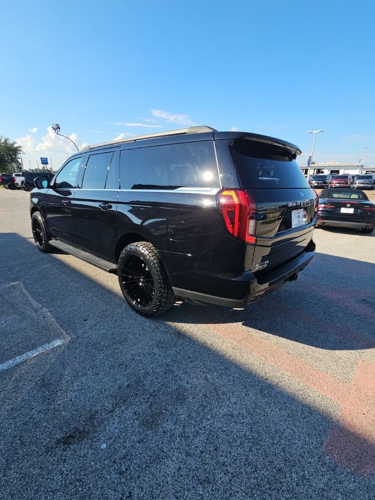 Used 2026 Ford Expedition Max Active RWD image 6
