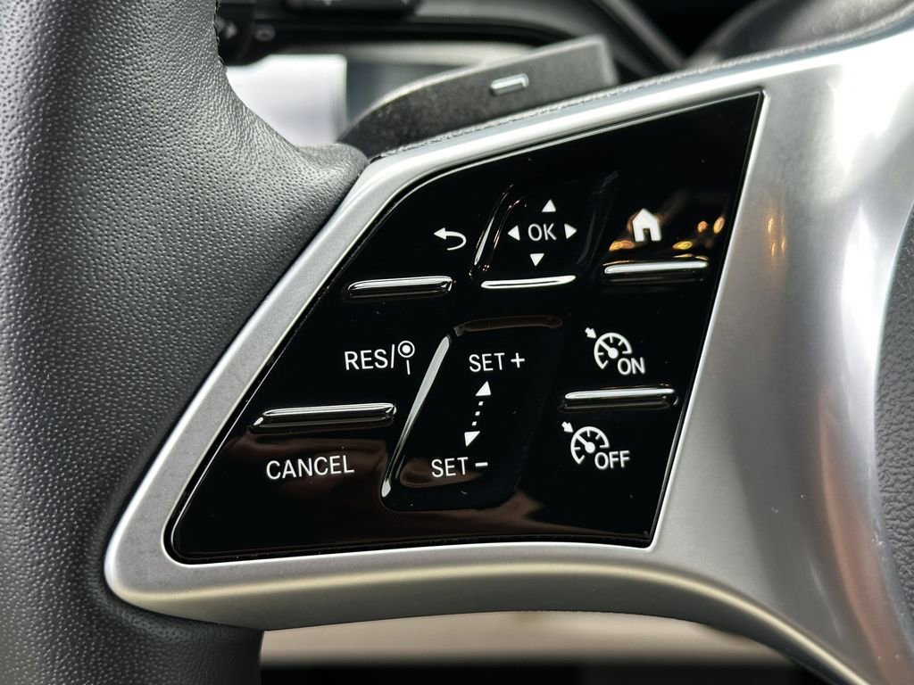 Certified 2025 Mercedes-Benz GLB 250 4MATIC image 28