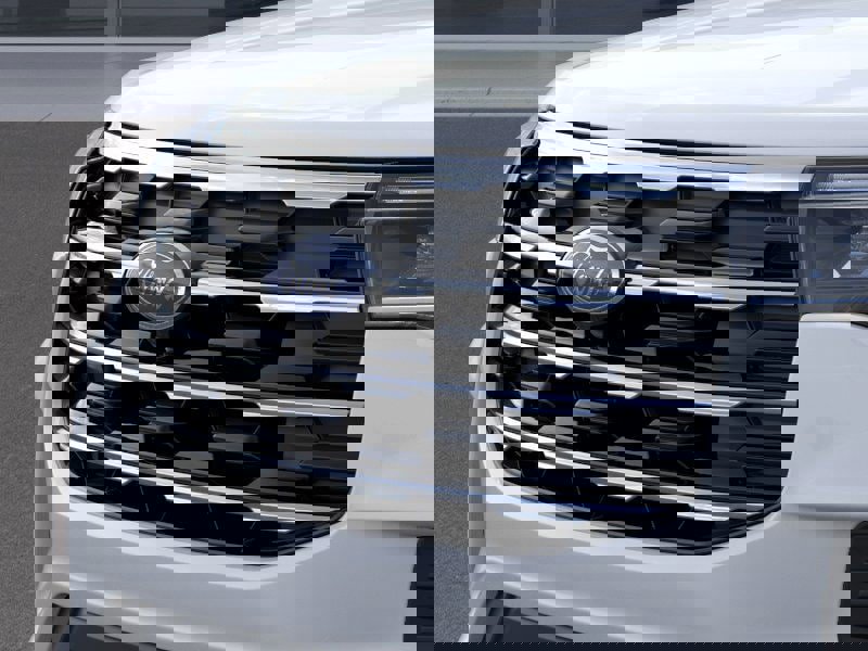 New 2025 Ford Explorer Active image 17