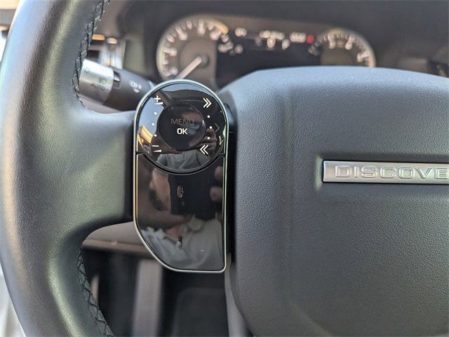 Used 2020 Land Rover Discovery Sport image 21