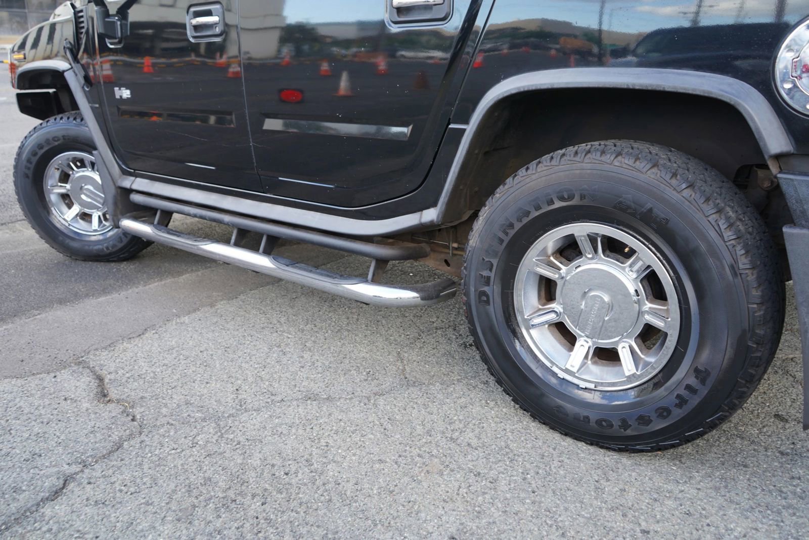 Used 2005 HUMMER H2 SUT w/ Preferred Equipment Group AWD/4WD image 6