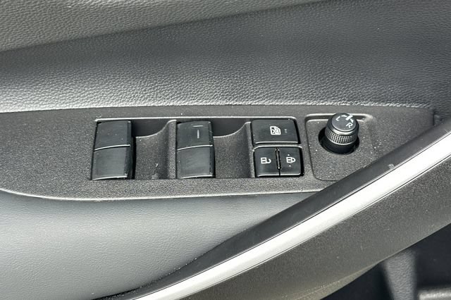 Used 2025 Toyota Corolla SE FWD image 14
