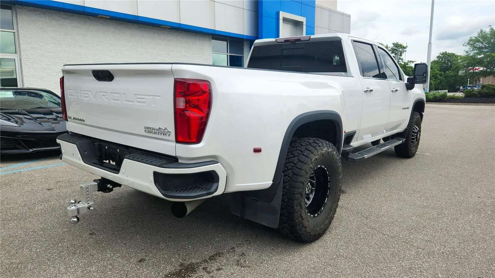 Used 2021 Chevrolet Silverado 3500 High Country AWD/4WD image 24