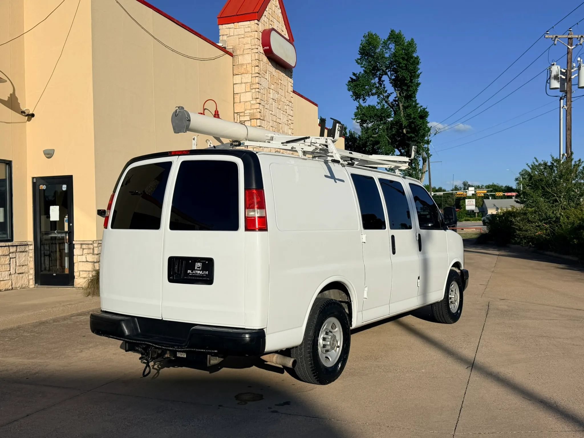 Used 2012 Chevrolet Express 2500 RWD image 5