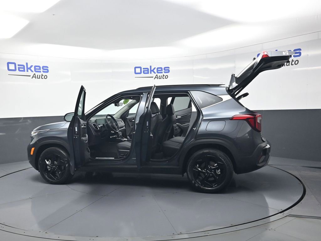 New 2026 Kia Seltos EX w/ EX Sunroof Package AWD/4WD image 57