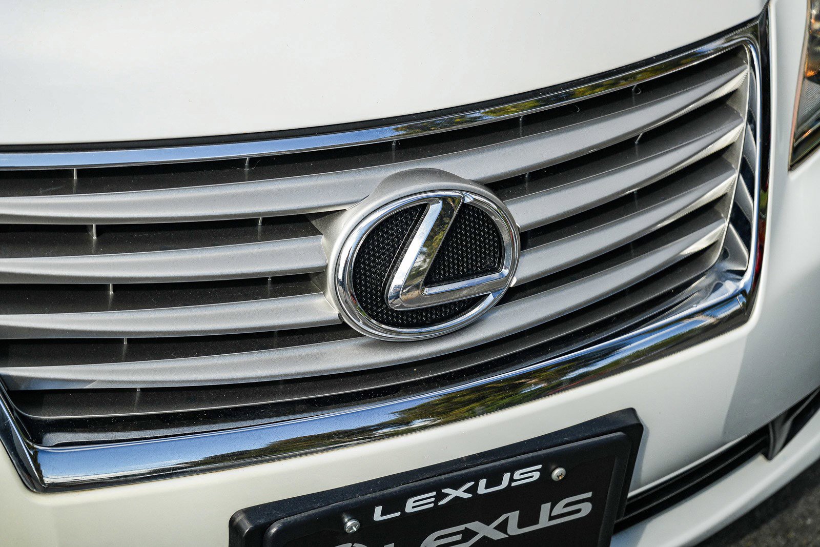 Used 2011 Lexus ES 350 image 9