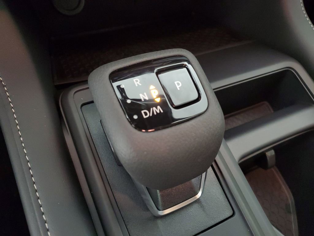 New 2025 Nissan Pathfinder S image 18