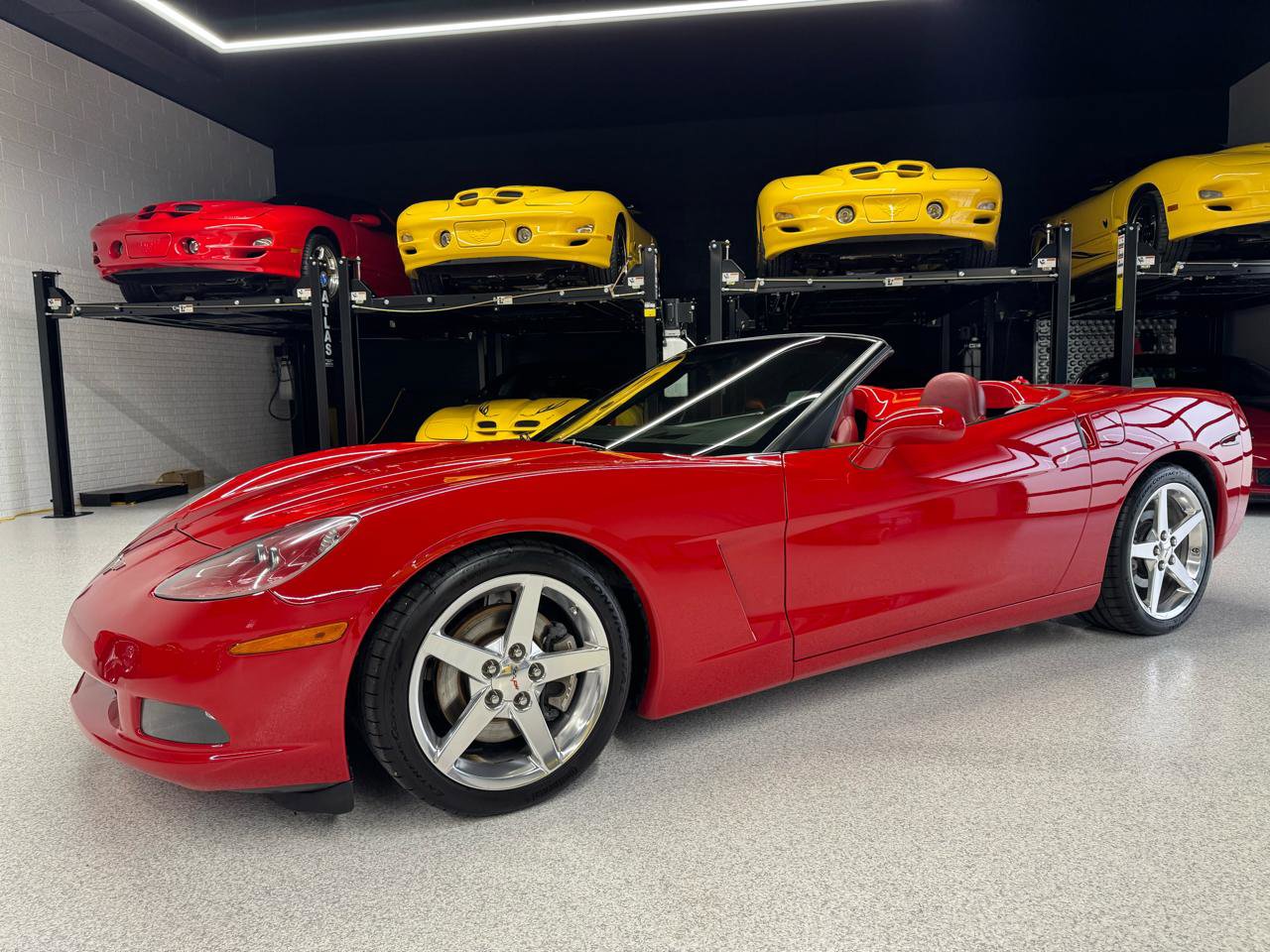 Used 2005 Chevrolet Corvette Convertible w/ Preferred Equipment Group image 6