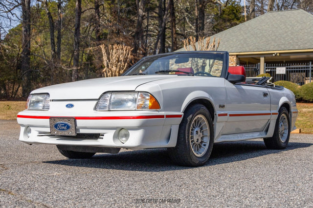 Used 1987 Ford Mustang GT RWD image 14