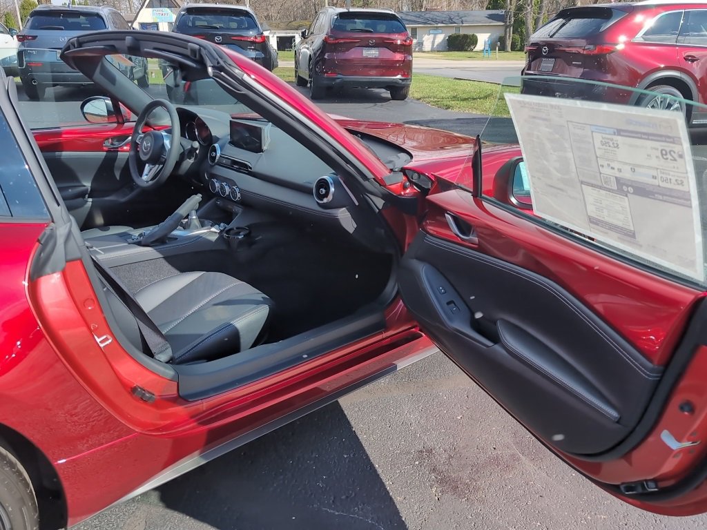New 2026 MAZDA MX-5 Miata RF Grand Touring image 7