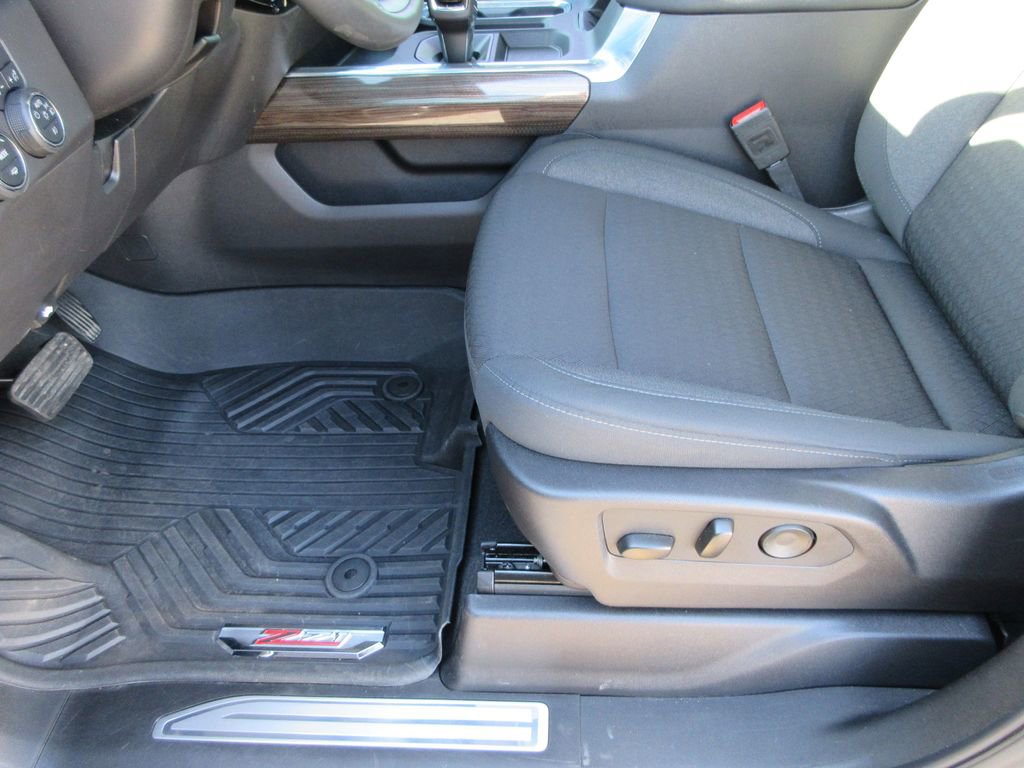 Certified 2025 Chevrolet Silverado 1500 LT Trail Boss w/ Convenience Package II image 24