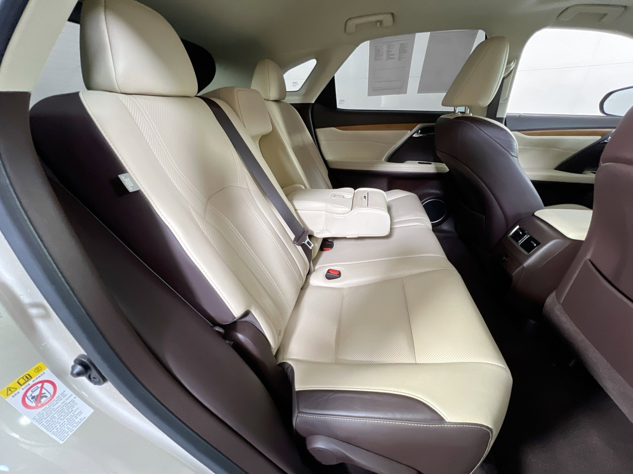 Used 2018 Lexus RX 450h AWD w/ Premium Package image 27