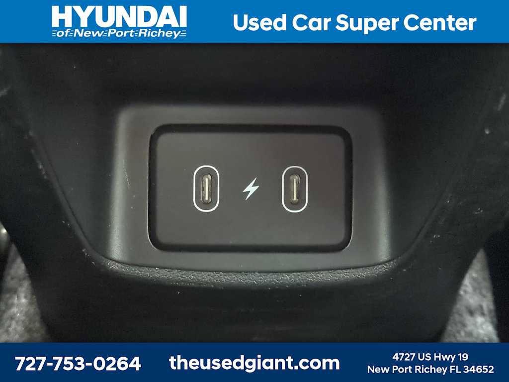 Used 2025 Hyundai Elantra Sport FWD image 14