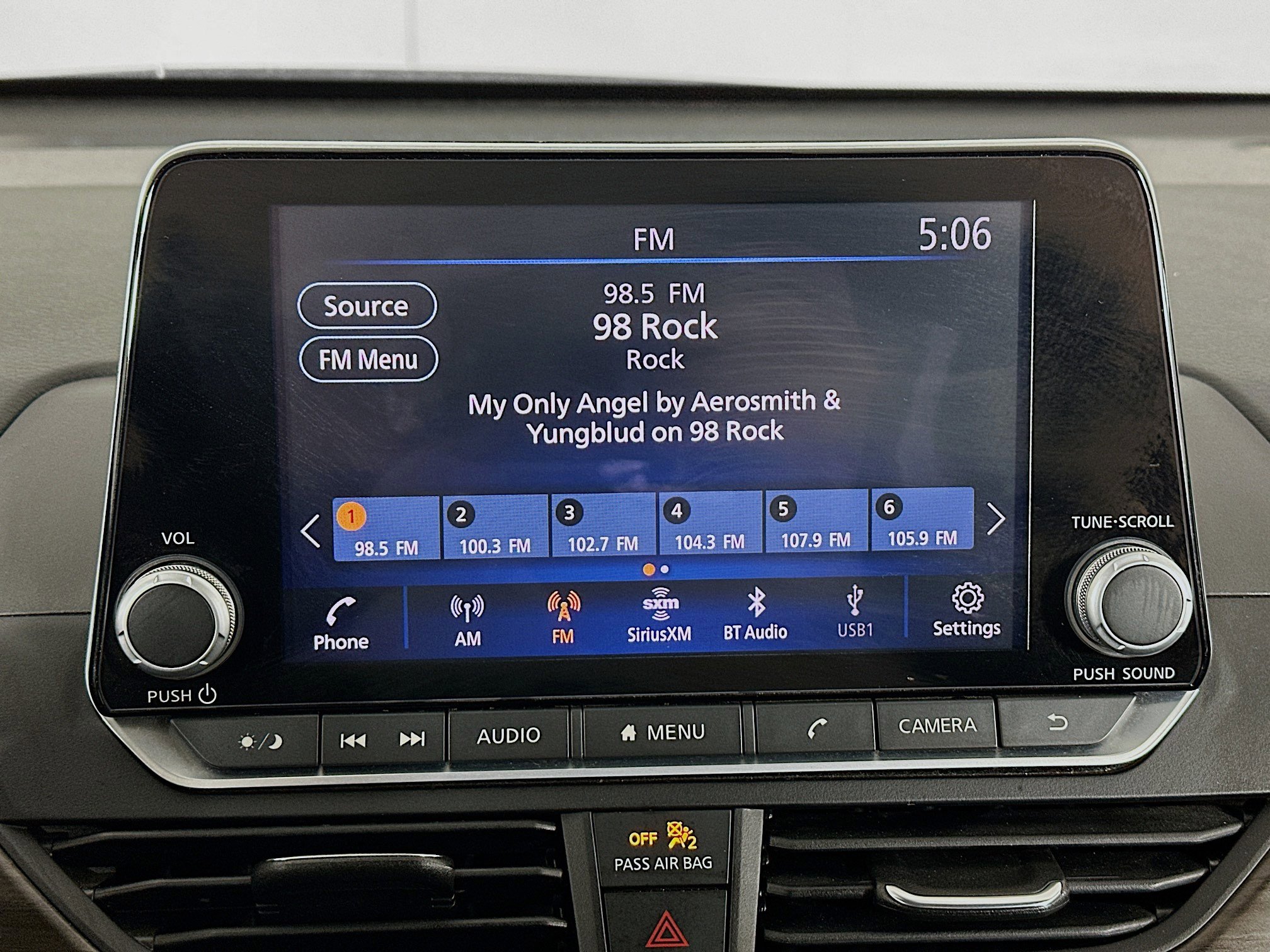 Used 2023 Nissan Altima 2.5 SV image 19