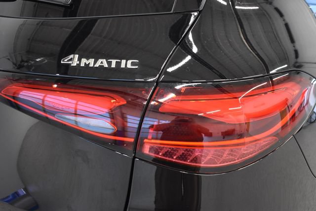New 2026 Mercedes-Benz GLC 300 4MATIC image 12