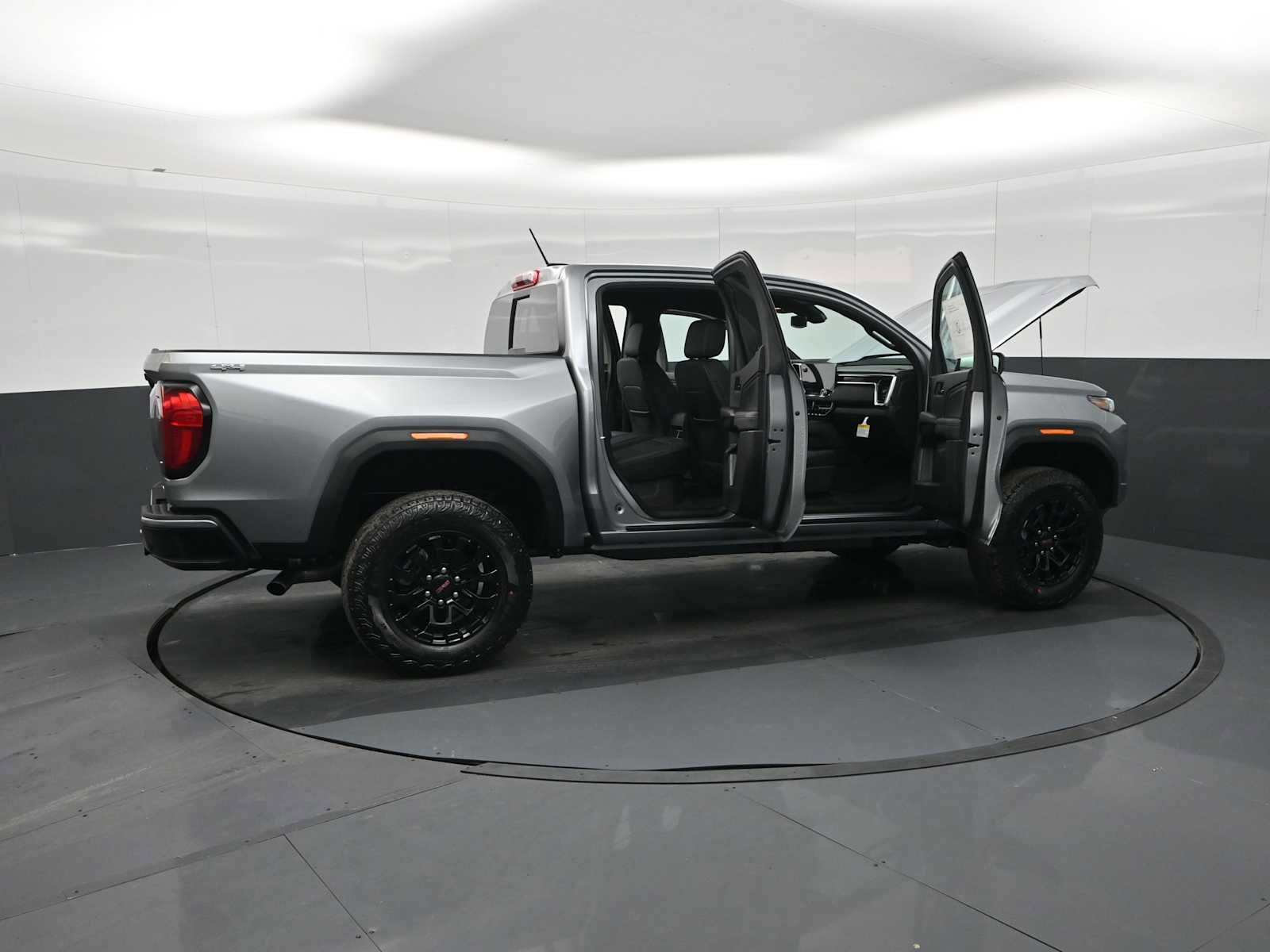 New 2026 GMC Canyon Elevation w/ Convenience Package image 28