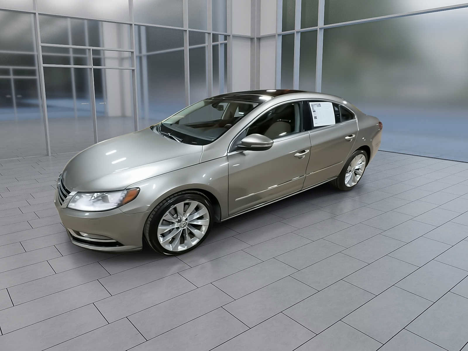 Used 2013 Volkswagen CC Executive image 4