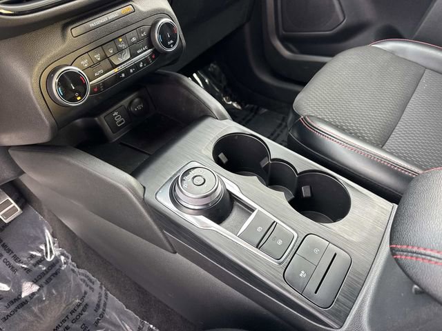 Used 2024 Ford Escape ST-Line image 32
