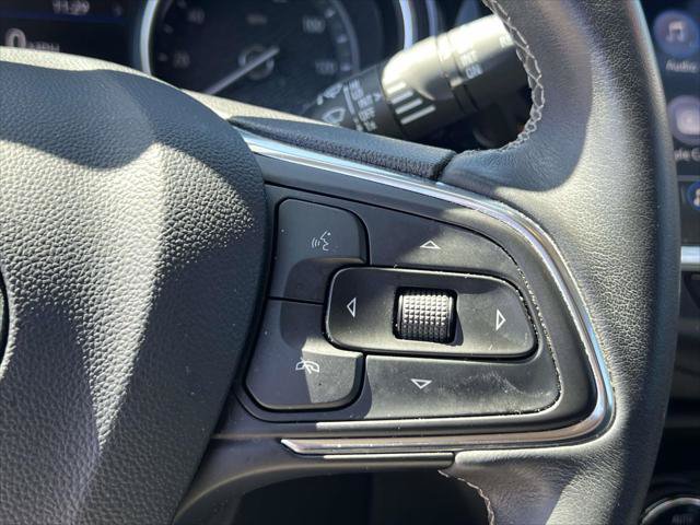 Used 2023 Buick Encore GX Select w/ Sport Touring Package AWD/4WD image 25