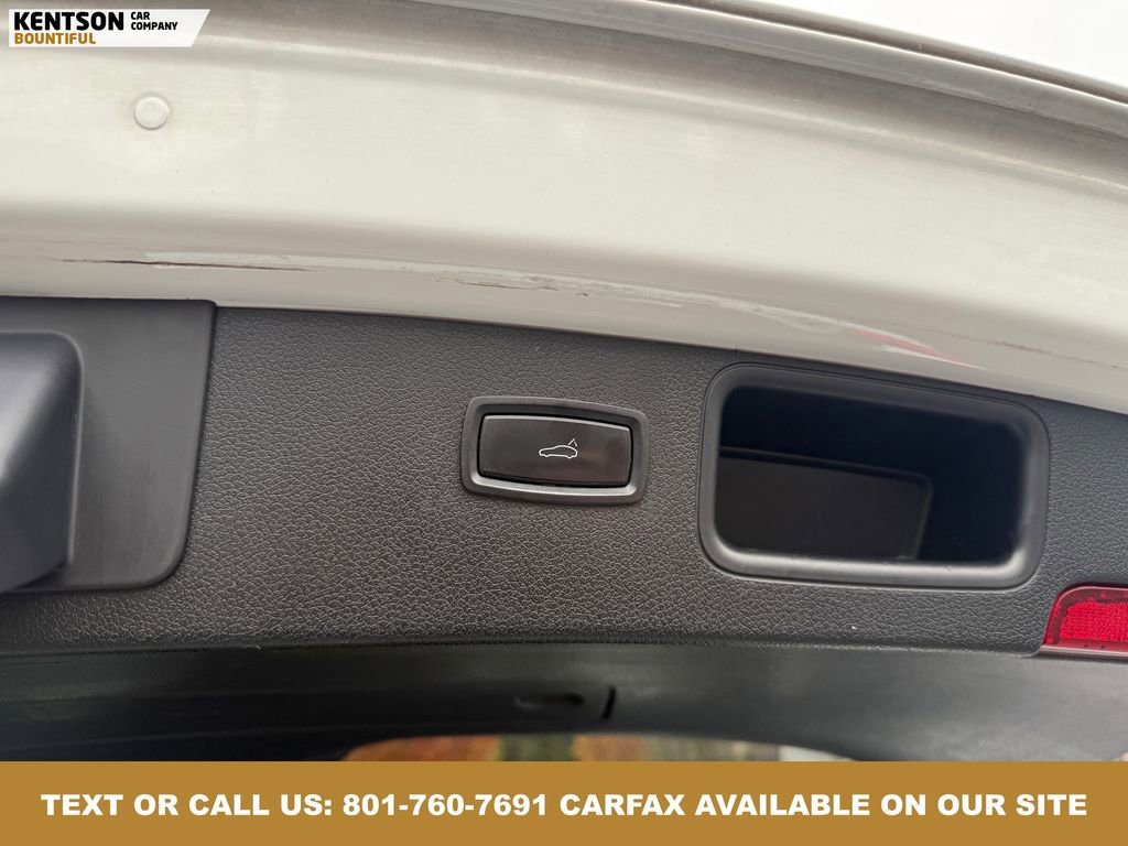 Used 2018 Porsche Macan Base image 37