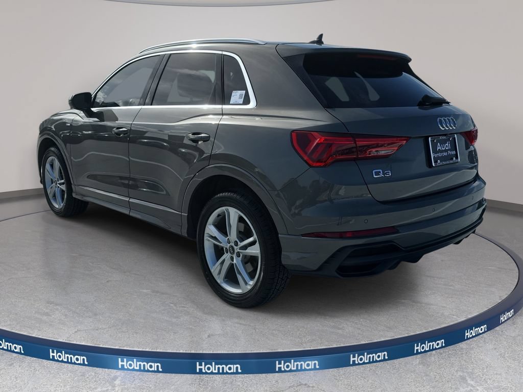 Used 2021 Audi Q3 2.0T Premium w/ Convenience Package AWD/4WD image 10