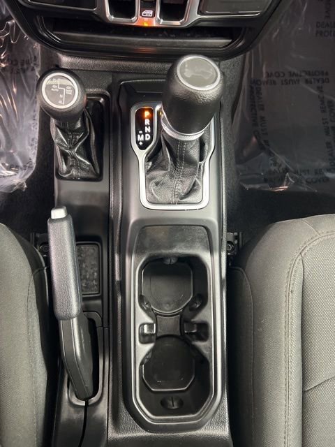 Used 2023 Jeep Wrangler Sport S image 10