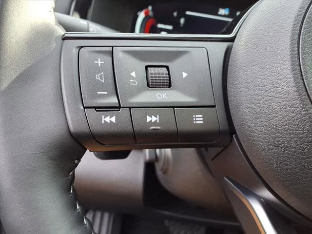 New 2025 Nissan Pathfinder Platinum w/ Cargo Package image 21