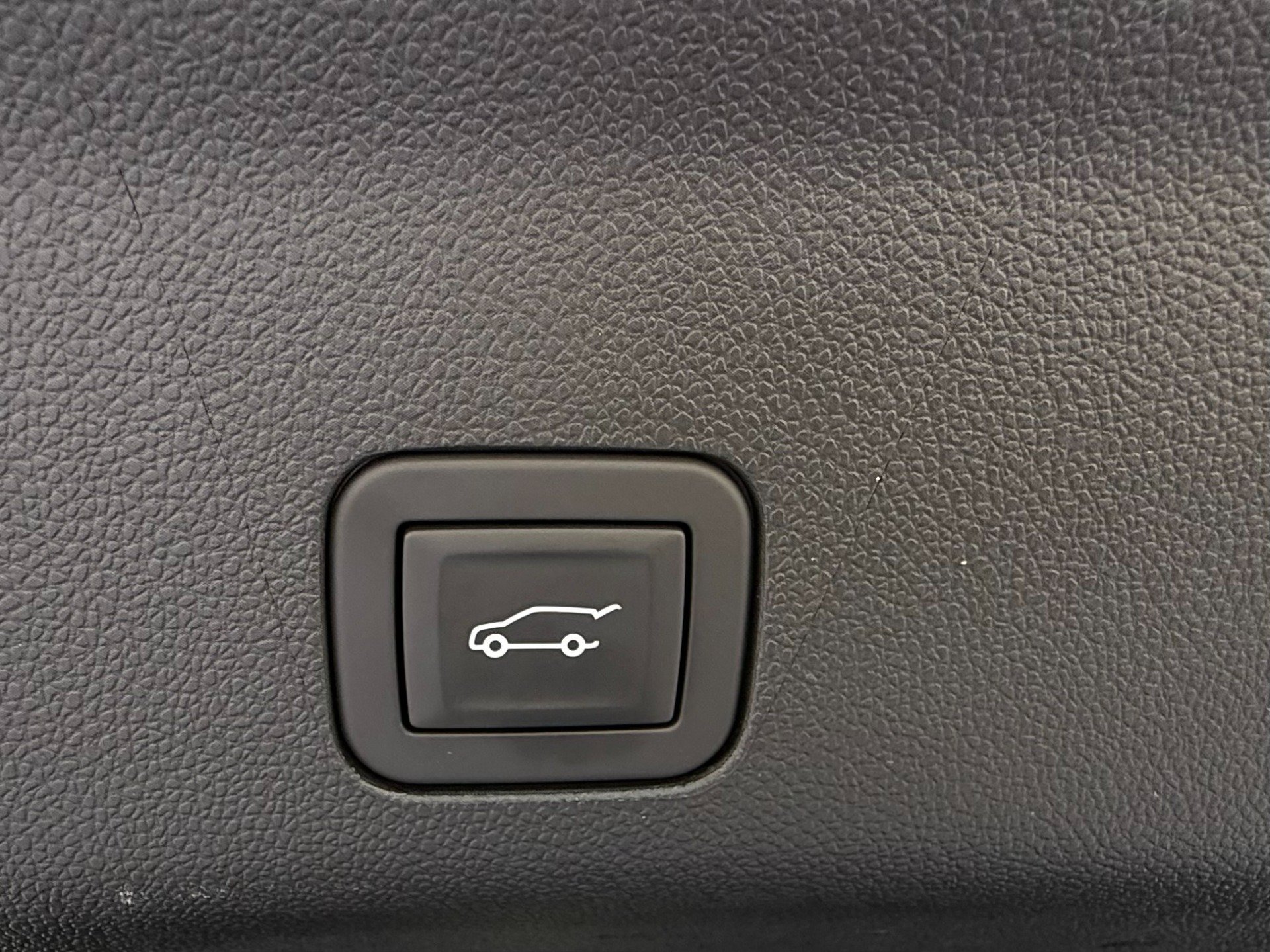 Used 2025 Cadillac Escalade V AWD/4WD image 29