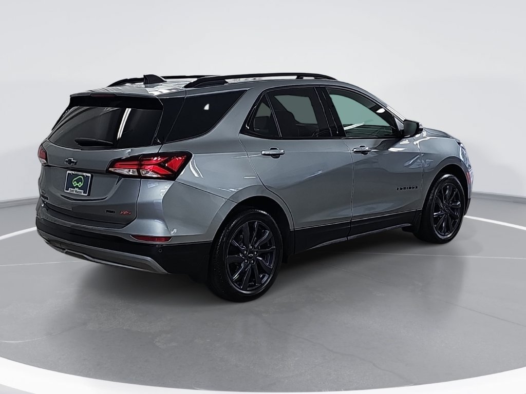 Certified 2024 Chevrolet Equinox RS w/ RS Leather Package AWD/4WD image 3
