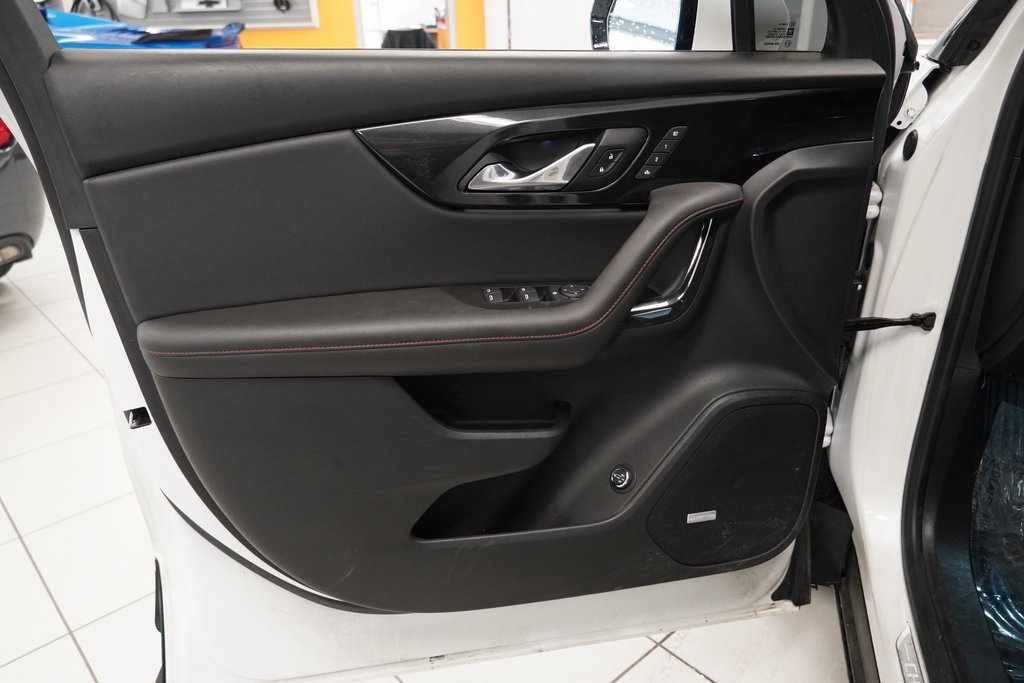 Used 2021 Chevrolet Blazer RS w/ Enhanced Convenience Package image 18