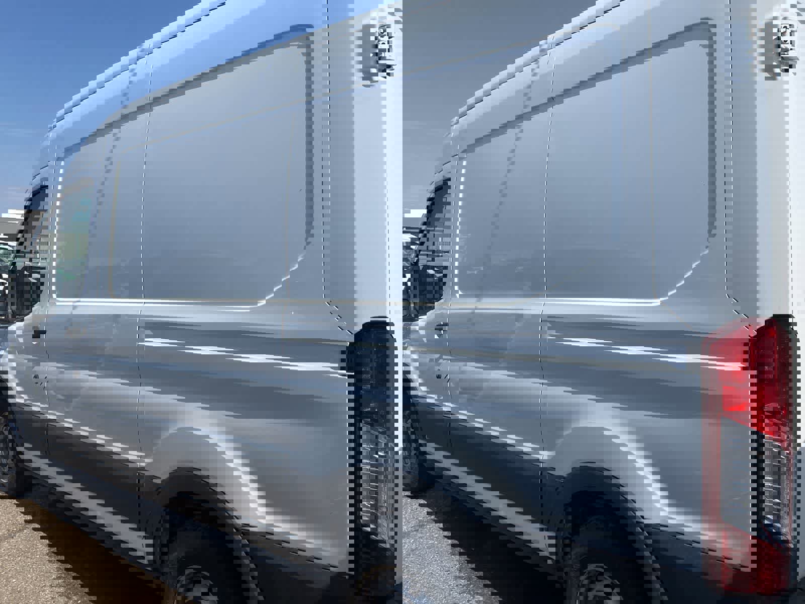 Used 2017 Ford Transit 150 130 Medium Roof image 11