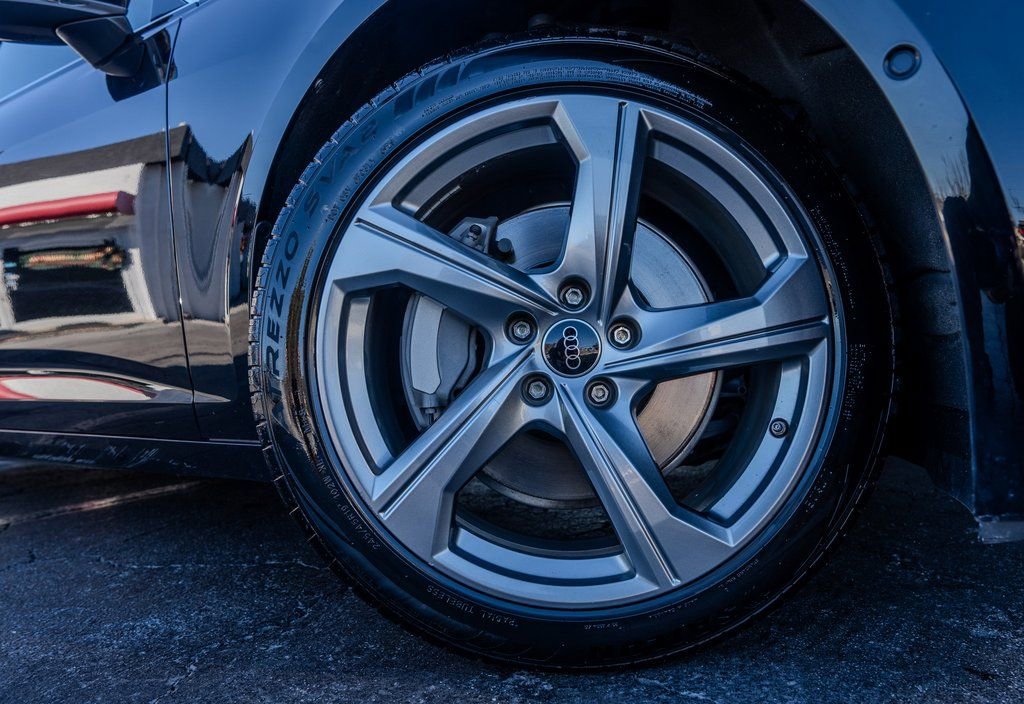 Used 2024 Audi A6 Premium Plus image 31