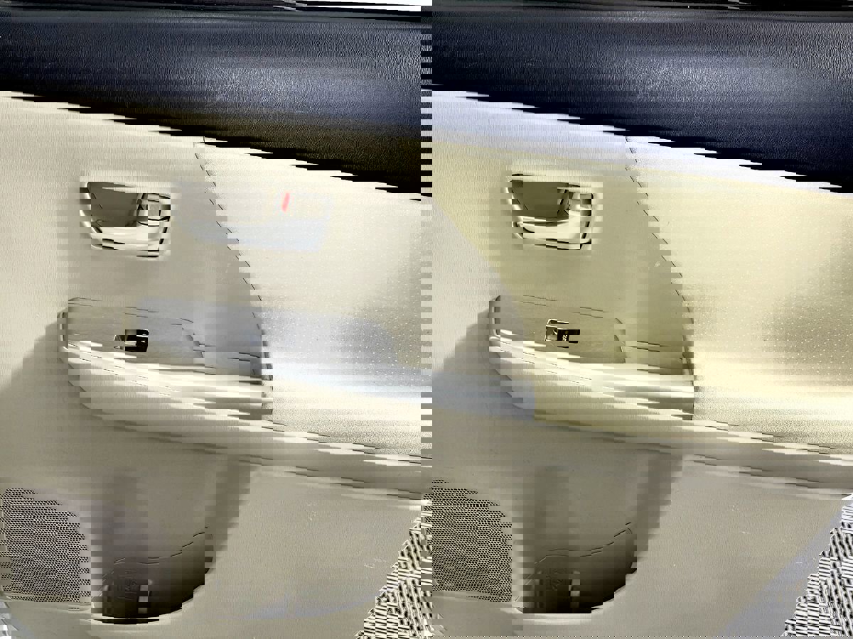 Used 2012 Toyota Prius V Three image 38