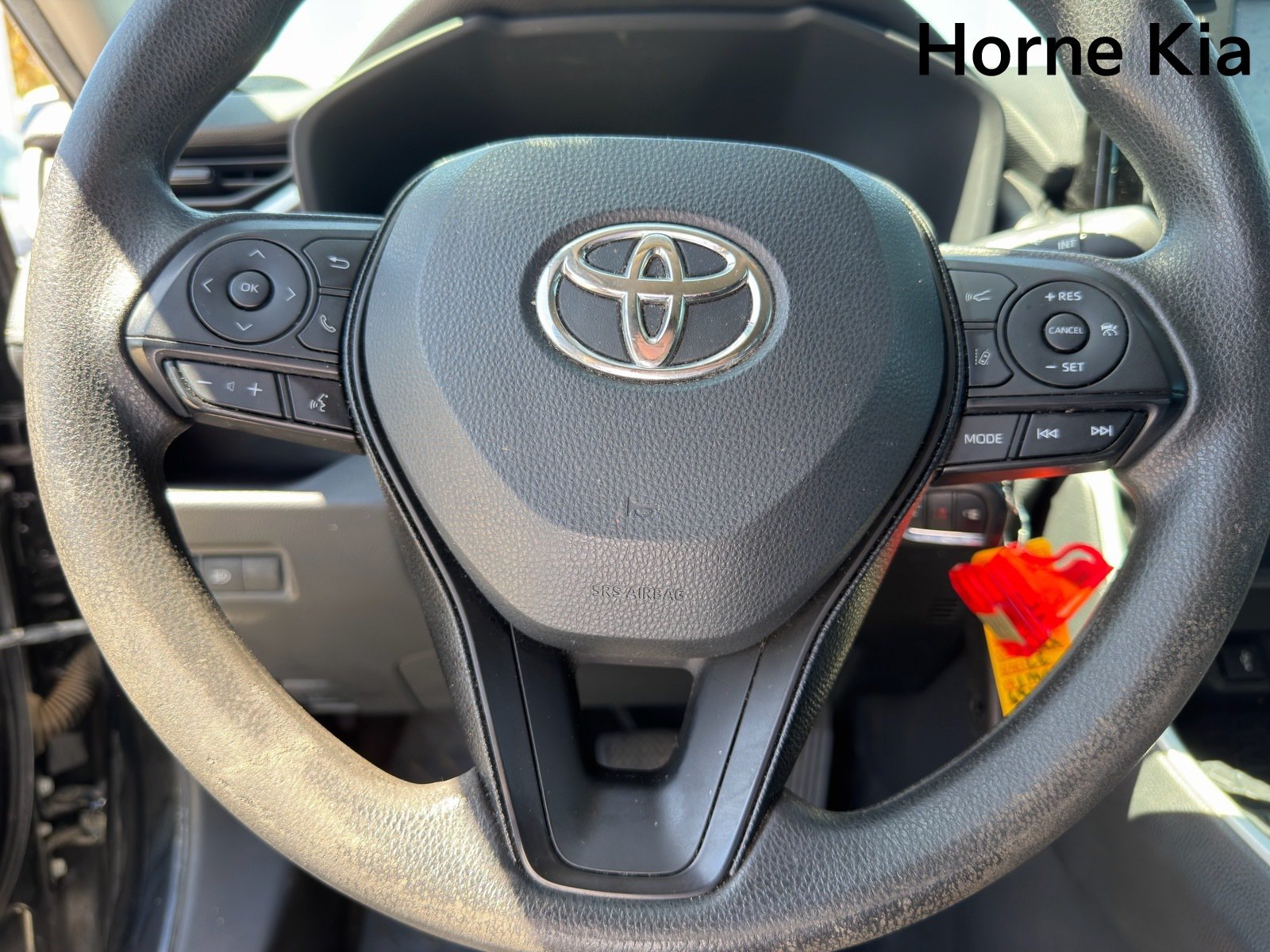 Used 2021 Toyota RAV4 LE FWD image 14