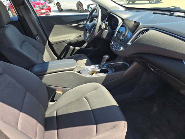 Used 2020 Chevrolet Malibu LT w/ Fleet LT Safety Plus Package FWD image 18