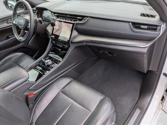 Used 2023 Jeep Grand Cherokee Overland w/ Adv Protech Group III image 24