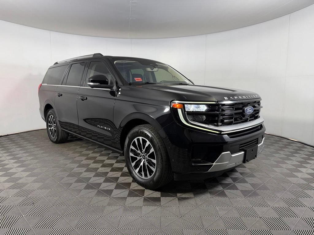 Used 2025 Ford Expedition Max Platinum AWD/4WD image 4