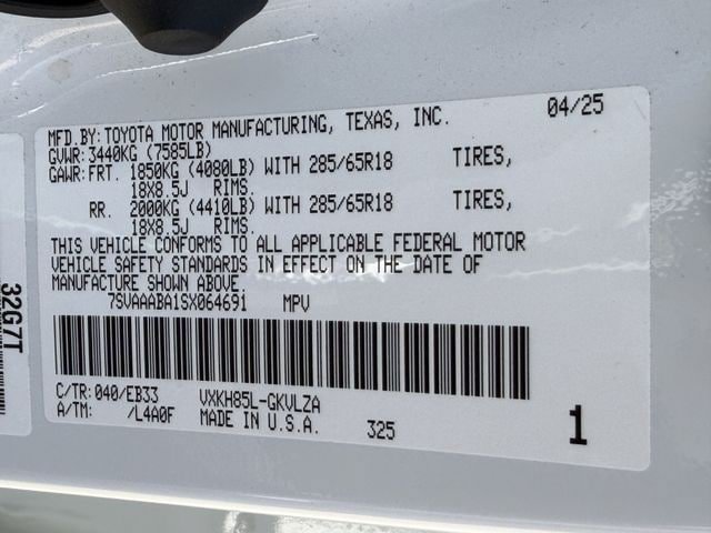 Used 2025 Toyota Sequoia TRD Pro AWD/4WD image 31
