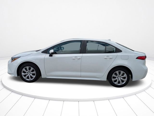 Used 2023 Toyota Corolla LE FWD image 7