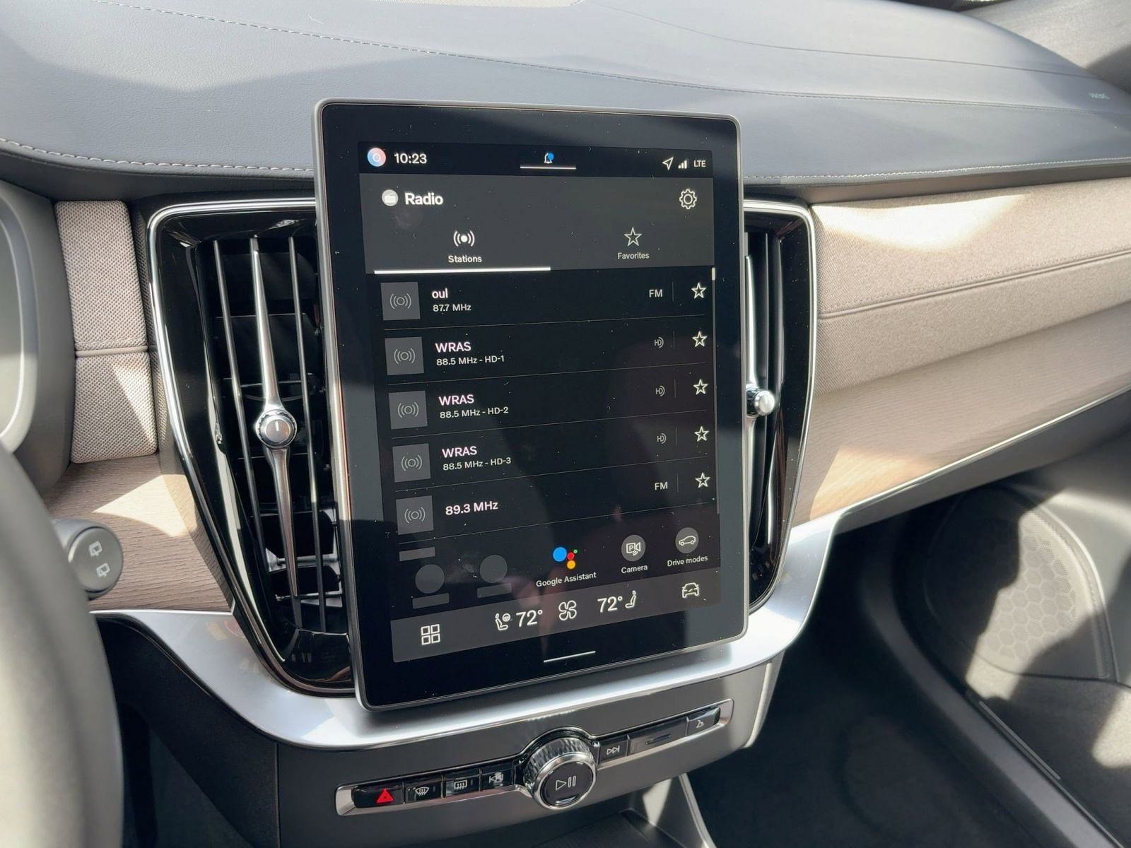 New 2026 Volvo XC90 T8 Plus image 22