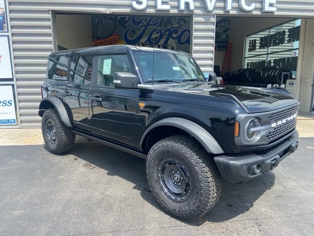 New 2025 Ford Bronco Badlands image 4