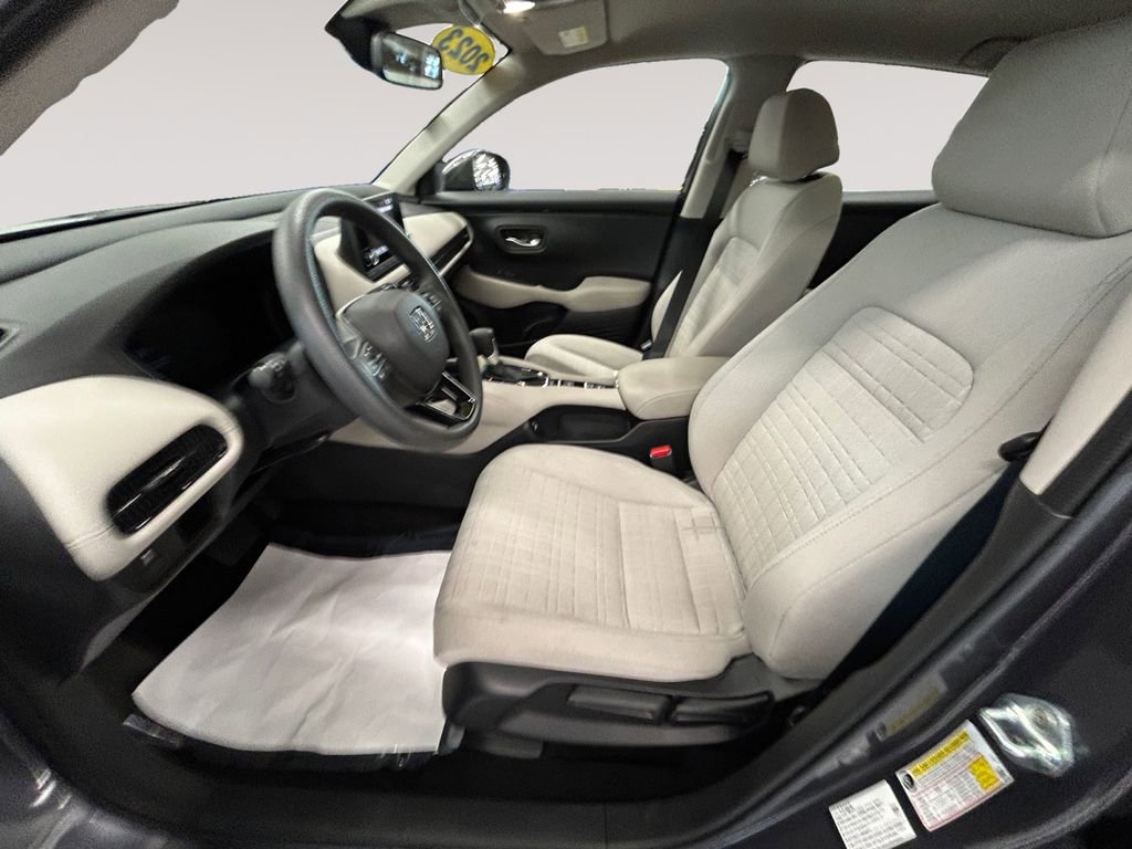 Used 2023 Honda HR-V LX image 9