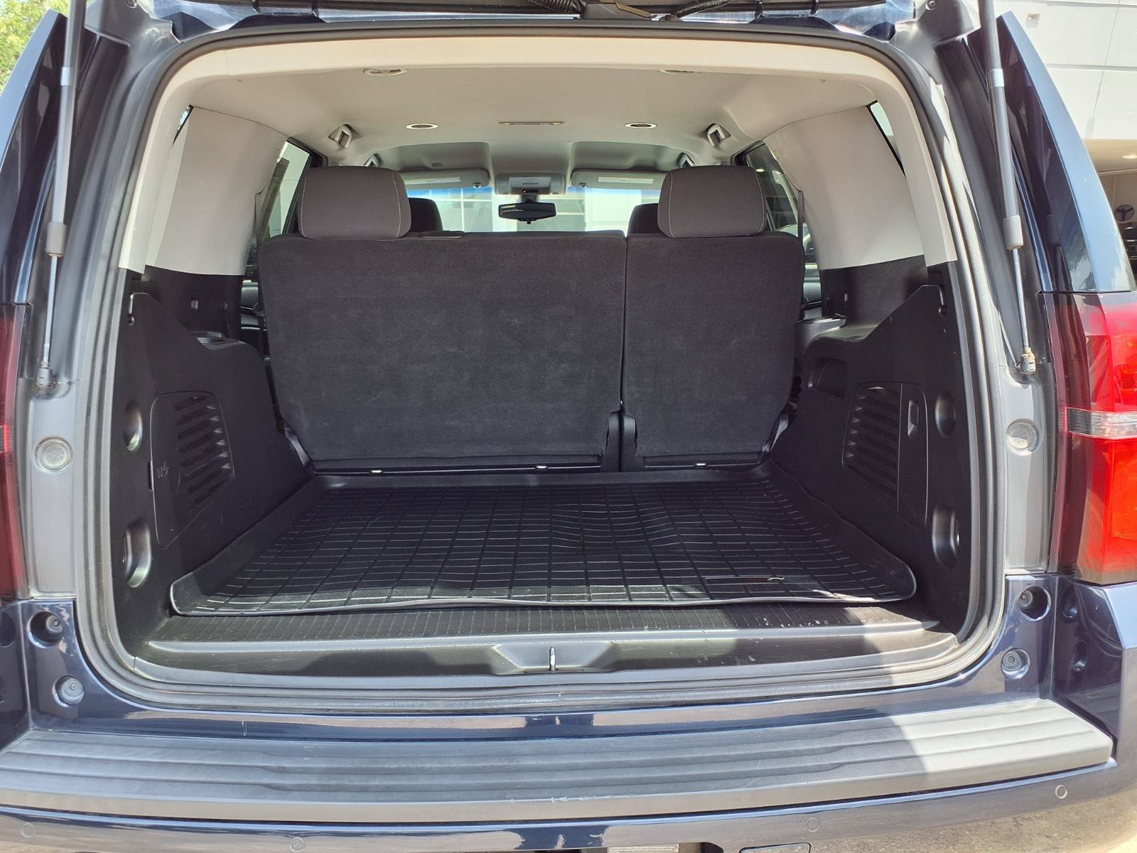 Used 2018 Chevrolet Tahoe LS RWD image 21