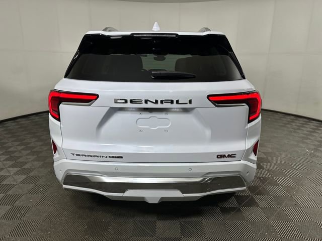 New 2026 GMC Terrain Denali w/ LPO, Floor Liner Package image 4