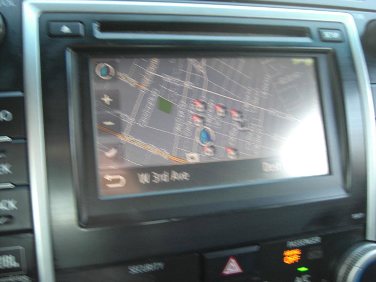 Used 2013 Toyota Camry SE w/ Leather Pkg image 25