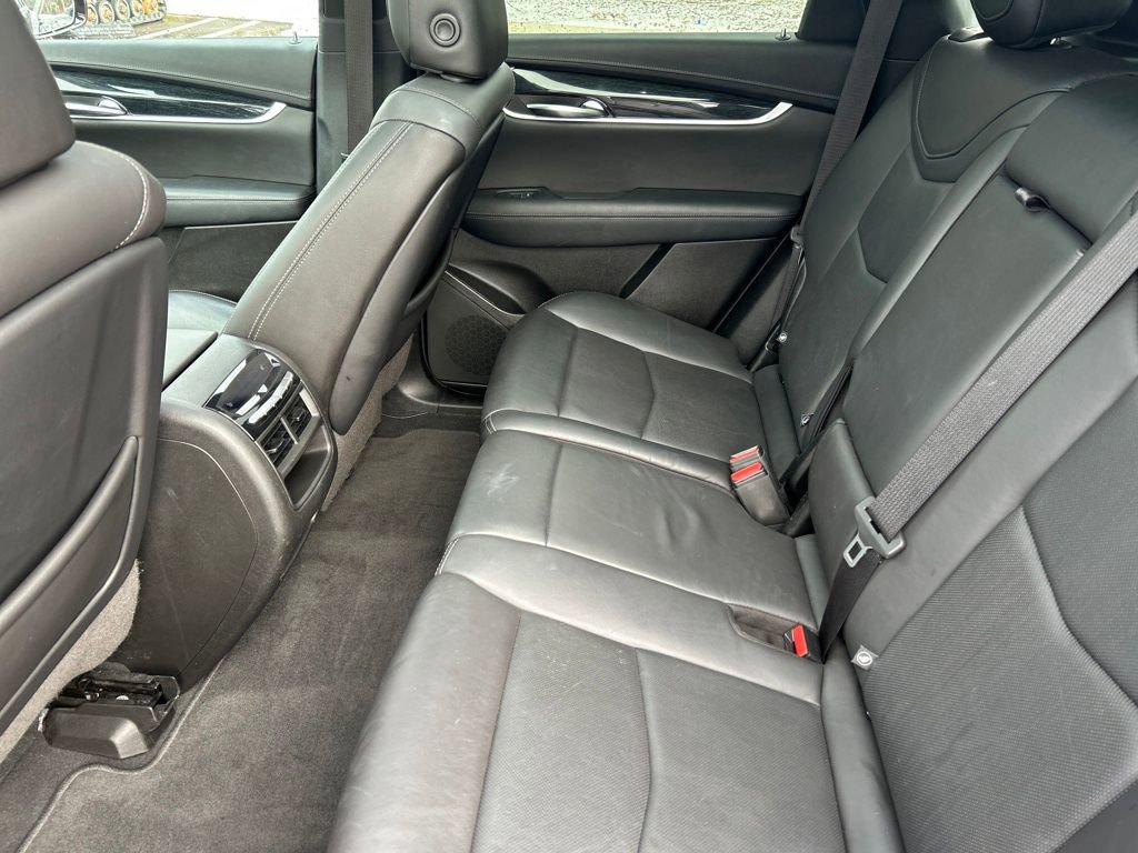 Used 2020 Cadillac XT5 Premium Luxury image 13