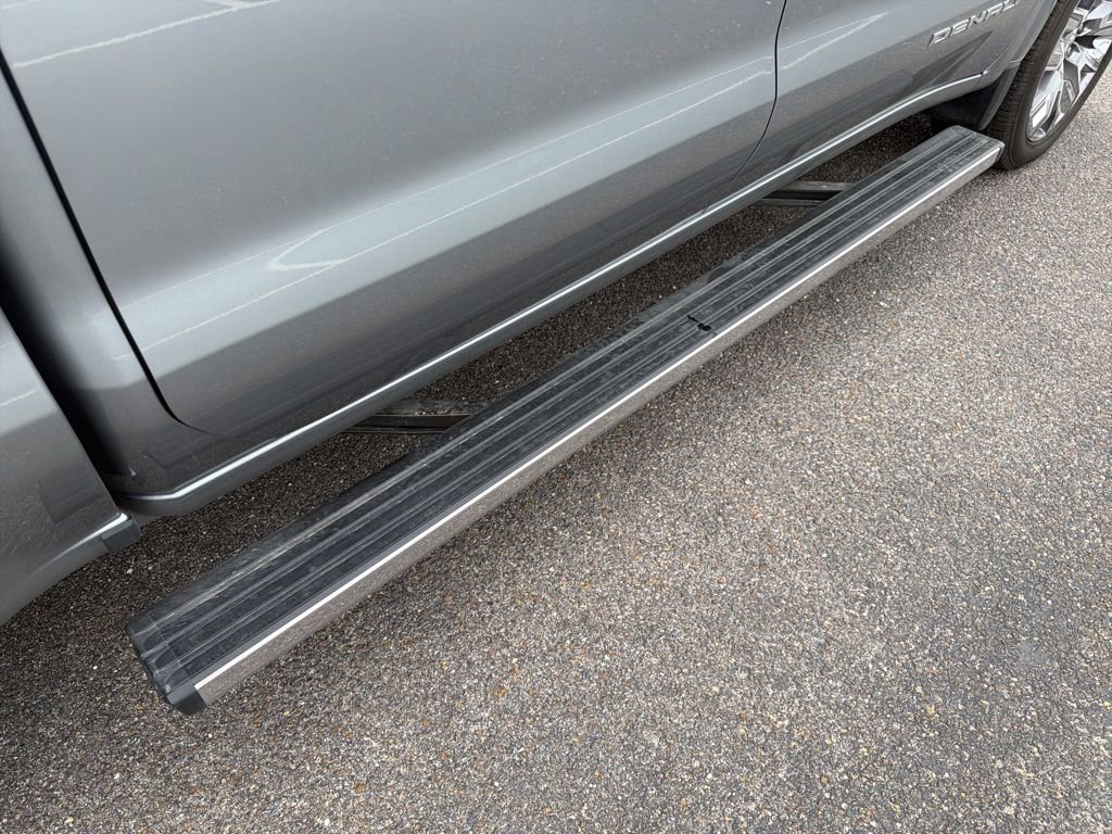 Used 2025 GMC Sierra 1500 Denali w/ Denali Reserve Package image 15